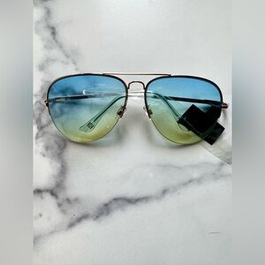 NEW WITH TAGS Foster Grant Aviator Gold Frame Rimless Blue Fade Sunglasses